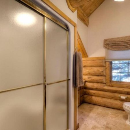 רפיד סיטי Thunderhead Falls Lodge מראה חיצוני תמונה